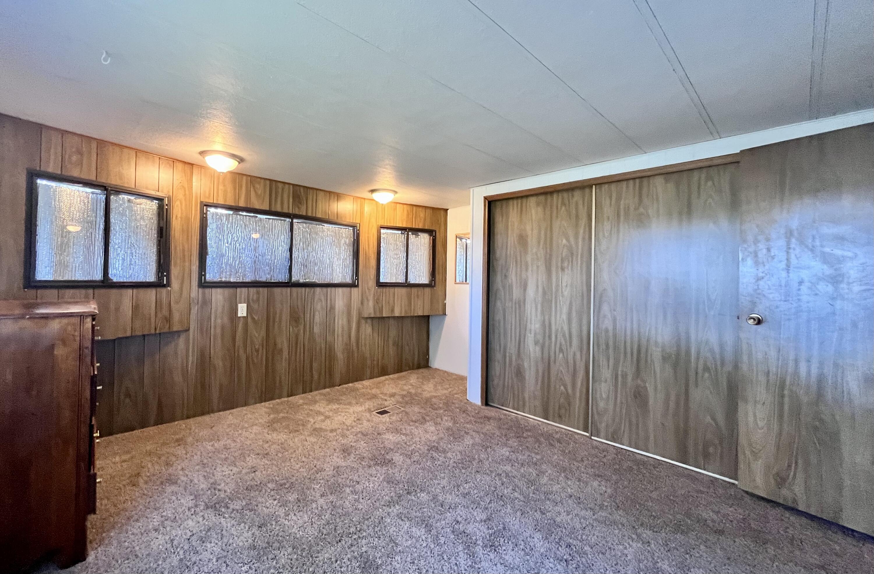 52731 Huntington Road, Unit 26 La Pine, OR 97739 - Photo 16 of 20 Primary Bedroom