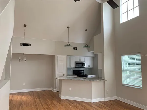 $2,150 | 10416 White Lake Court, Unit 10416, Tampa, FL 33626