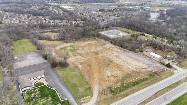 $1,450,000 | 17318 East US Highway 40, Independence, MO 64055