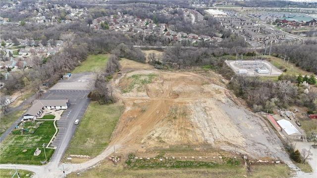 $1,450,000 | 17318 East US Highway 40, Independence, MO 64055