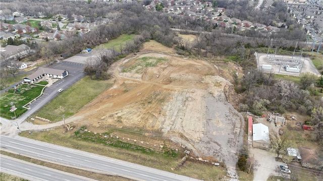 $1,450,000 | 17318 East US Highway 40, Independence, MO 64055