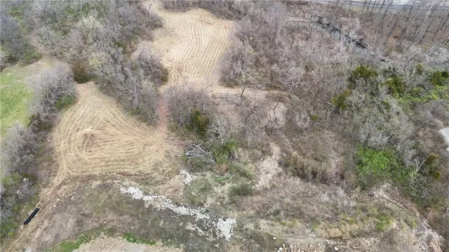 $1,450,000 | 17318 East US Highway 40, Independence, MO 64055