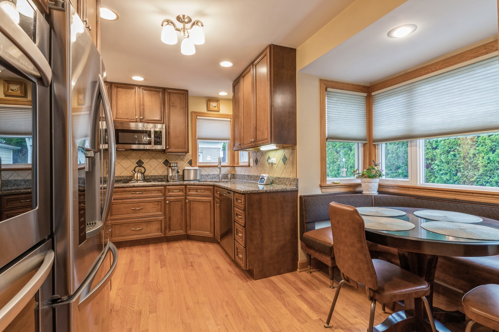 1428 Grove Avenue Park Ridge, IL 60068 - Photo 8 of 33
