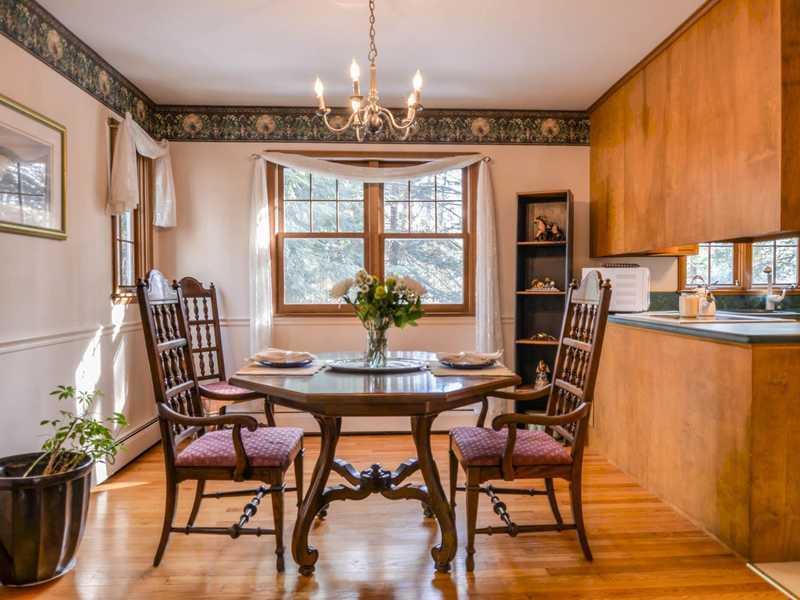 120 Oakhurst Road Cape Elizabeth, ME 04107 - Photo 7 of 18 Dining Room.