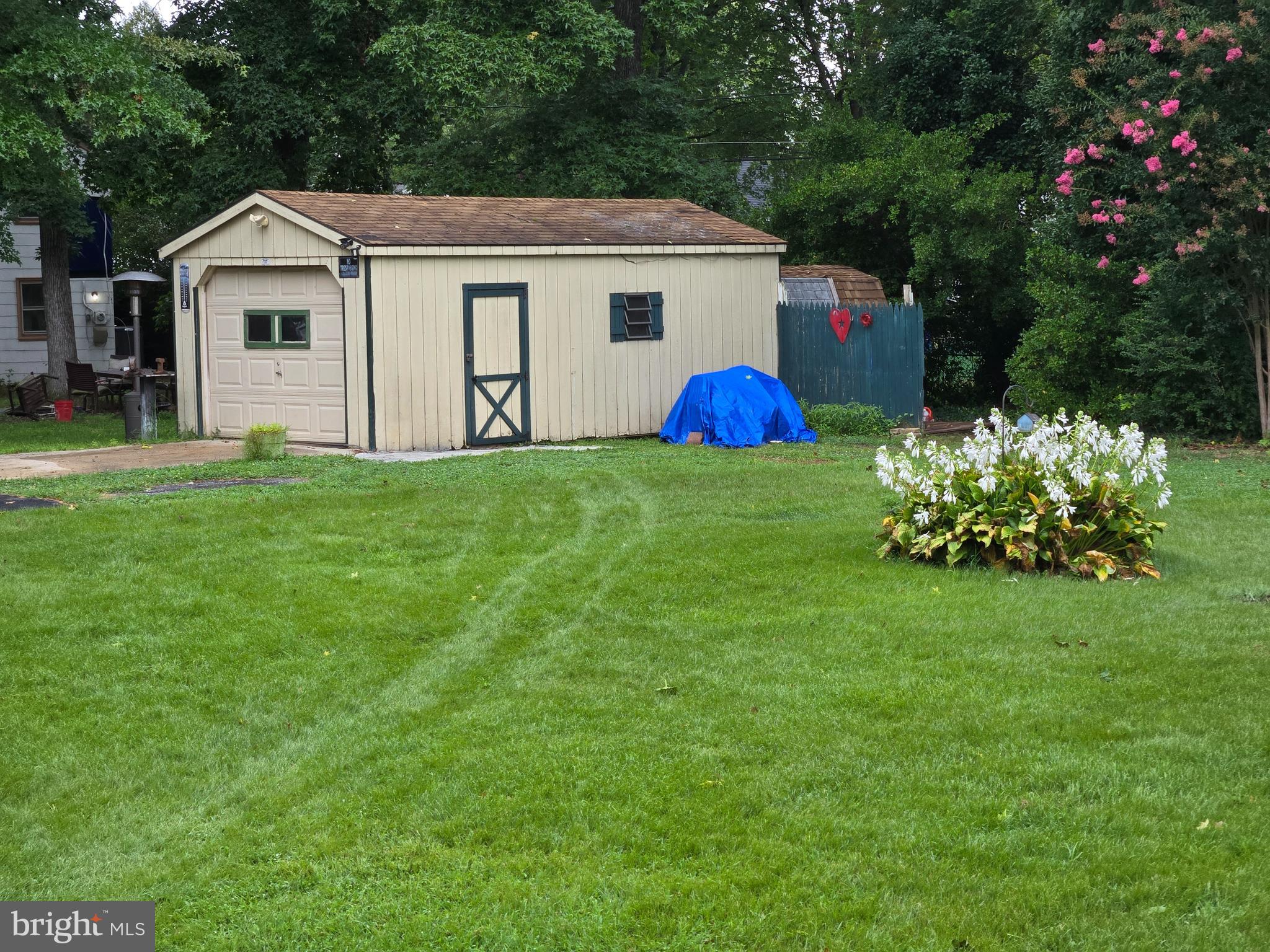 2414 Willoughby Beach Road Edgewood, MD 21040 - Photo 12 of 35 a front view of a house with garden