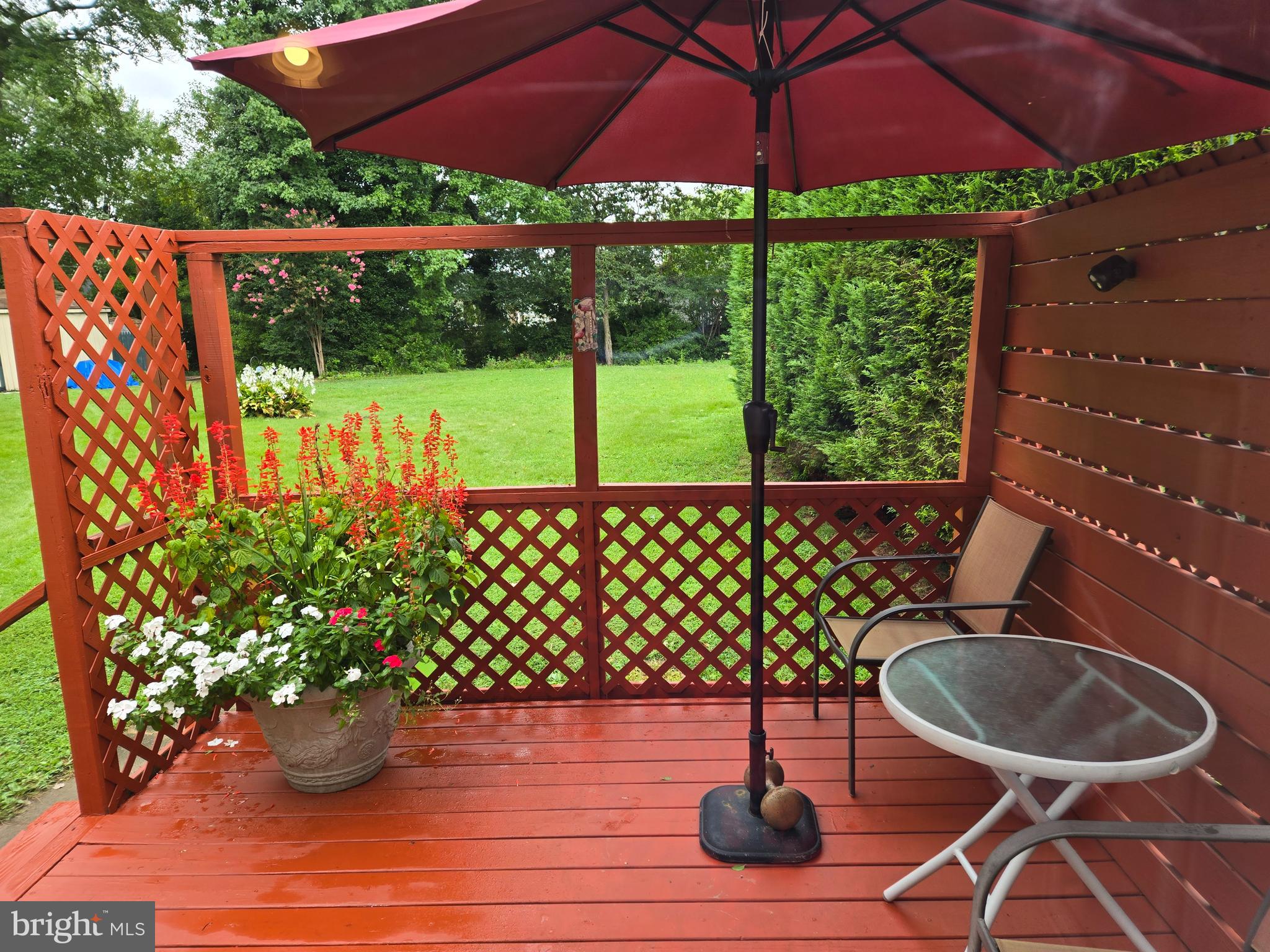 2414 Willoughby Beach Road Edgewood, MD 21040 - Photo 5 of 35 a outdoor view with a seating space