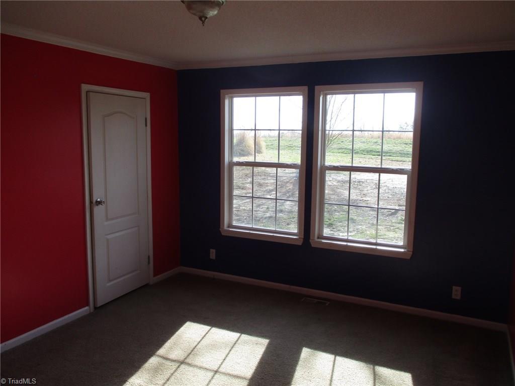 2776 Sandy Cross Road Reidsville, NC 27320 - Photo 6 of 9