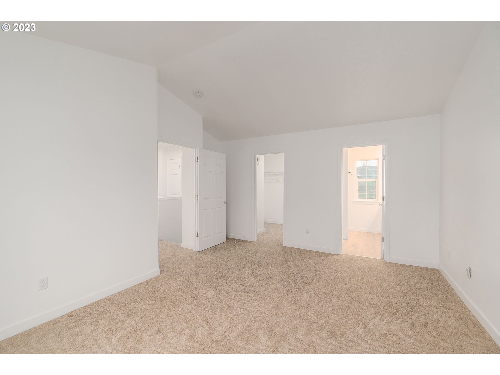 16506 Northeast 14th Avenue Ridgefield, WA 98642 - Photo 17 of 24 a view of an empty room and window