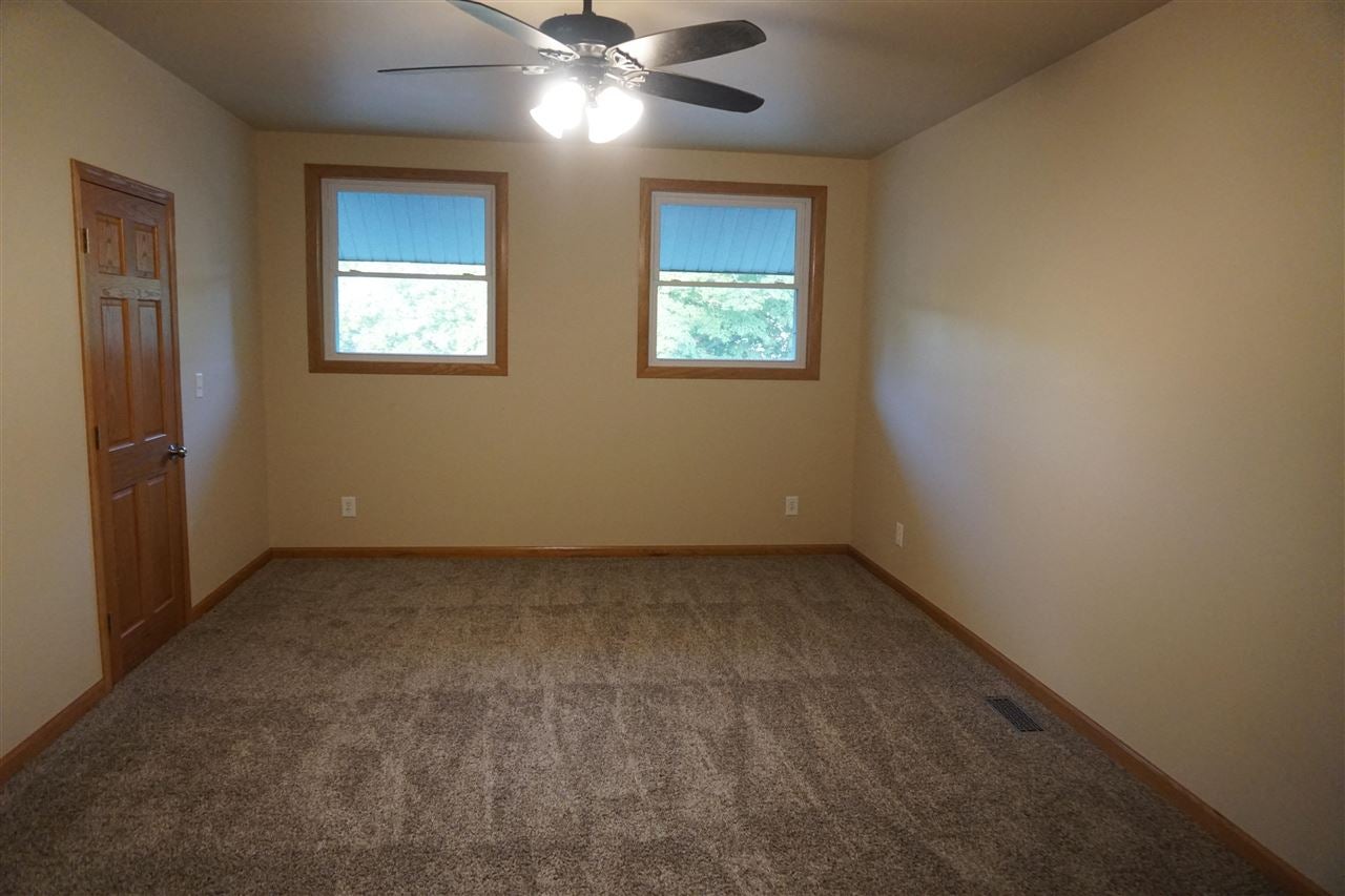 304 South Center Street Lone Tree, IA 52755 - Photo 12 of 19 Gallery Image 12