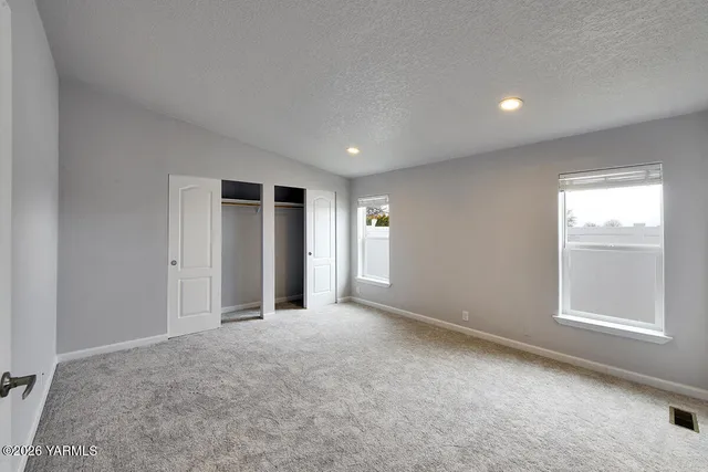 $304,900 | 200 Bridle Way, Unit 224, Yakima, WA 98901