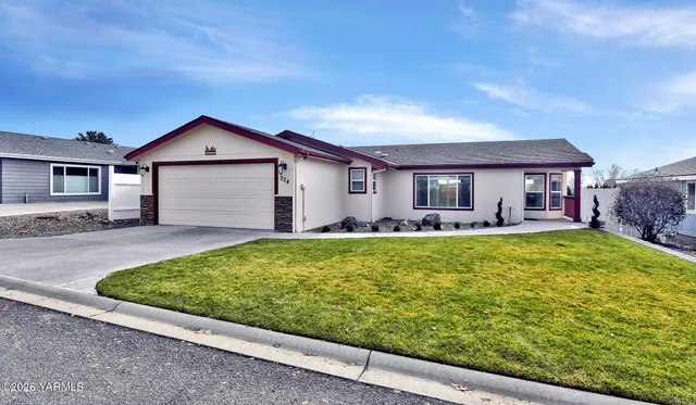 $304,900 | 200 Bridle Way, Unit 224, Yakima, WA 98901
