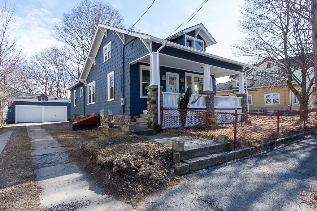 163 Summer Street Woonsocket, RI 02895 - Photo 2 of 36 Gallery Image 2
