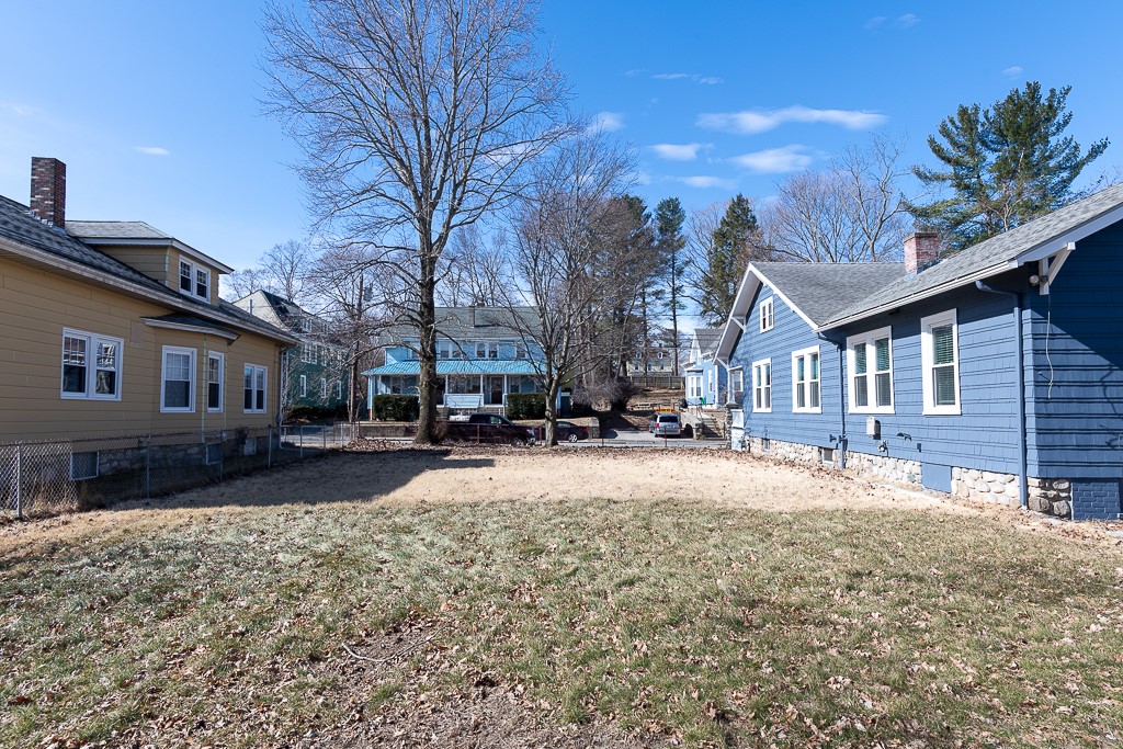 163 Summer Street Woonsocket, RI 02895 - Photo 33 of 36 Gallery Image 33