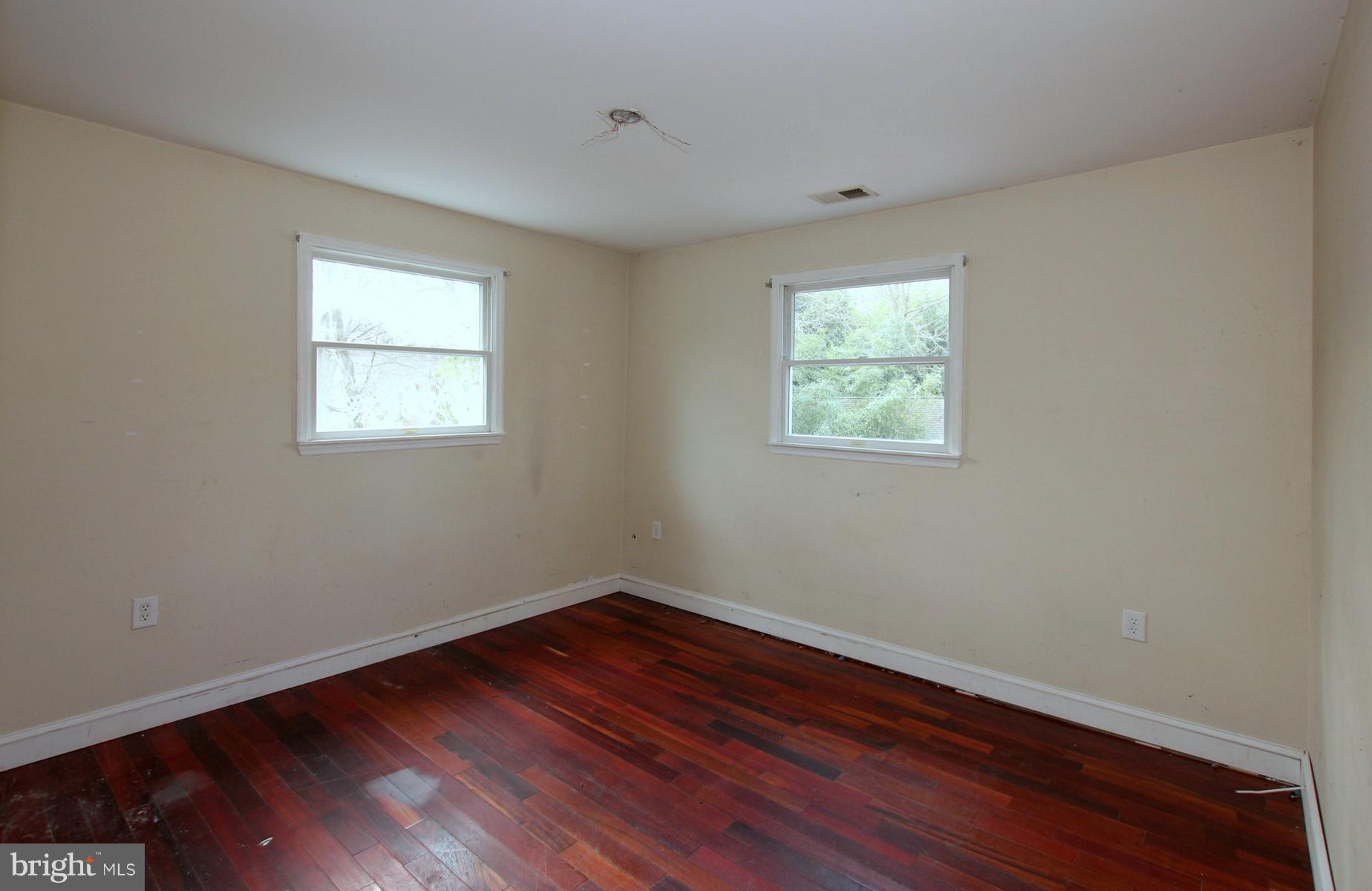 2534 Davidsonville Road Gambrills, MD 21054 - Photo 21 of 30 Bedroom