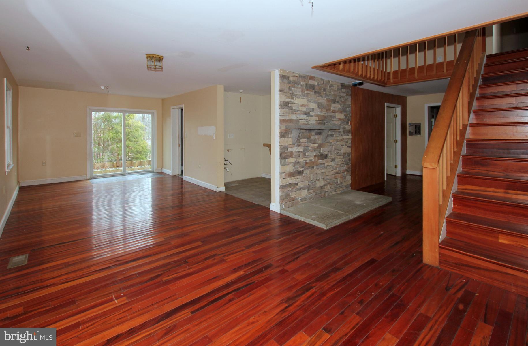 2534 Davidsonville Road Gambrills, MD 21054 - Photo 23 of 30 Family Room