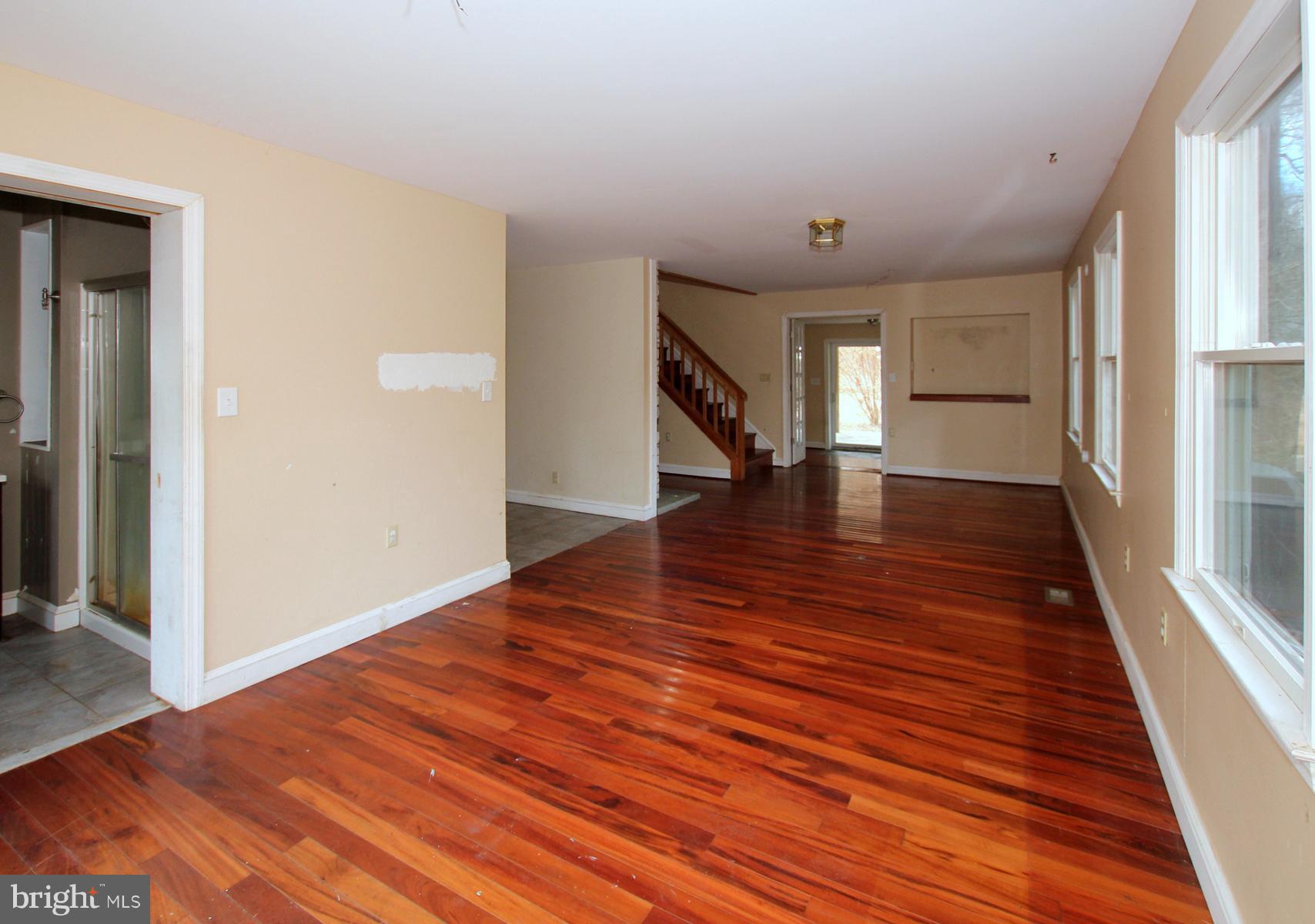 2534 Davidsonville Road Gambrills, MD 21054 - Photo 24 of 30 Family Room