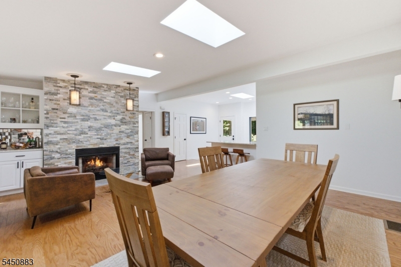 59 Morning Glory Road Warren, NJ 07059 - Photo 20 of 44 Gallery Image 20