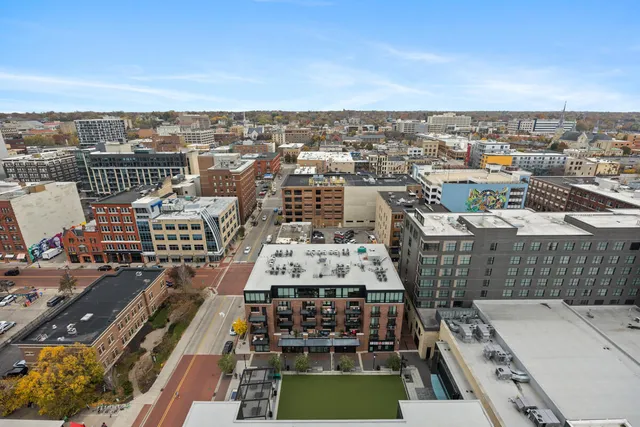 $1,574 | 144 Oakes Street Southwest, Unit 1506, Grand Rapids, MI 49503