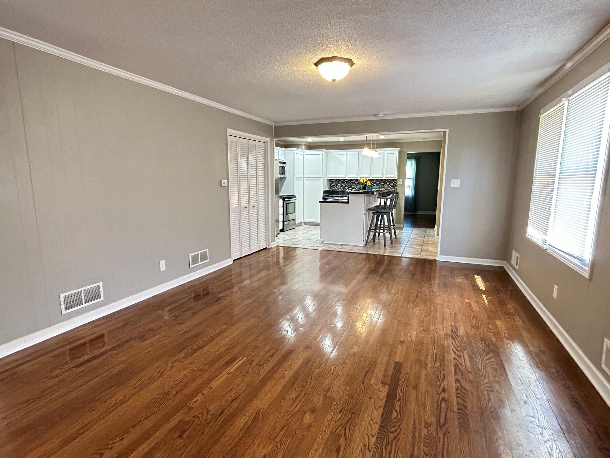213 Thompson Road Chesnee, SC 29323 - Photo 9 of 27