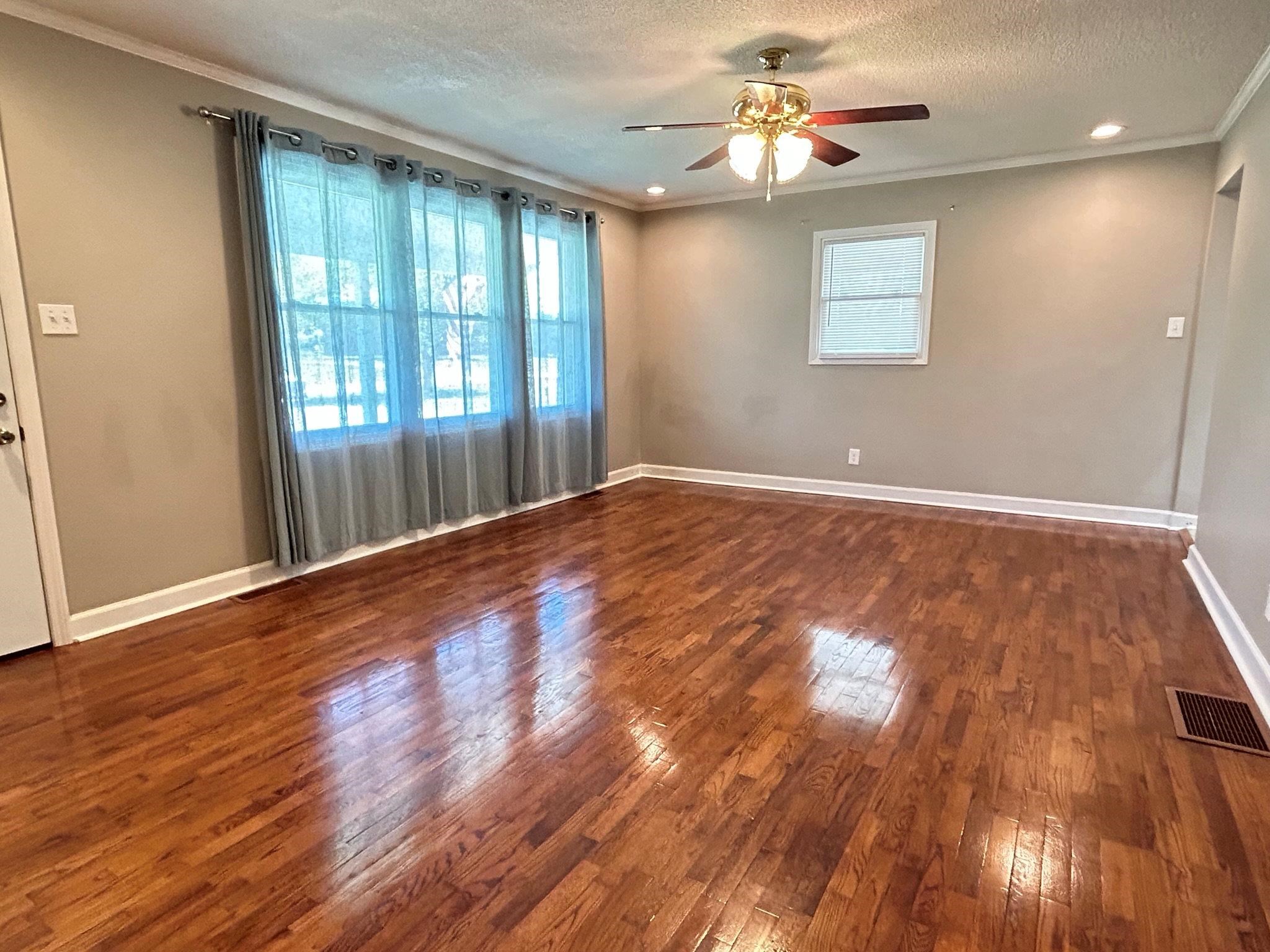 213 Thompson Road Chesnee, SC 29323 - Photo 10 of 27