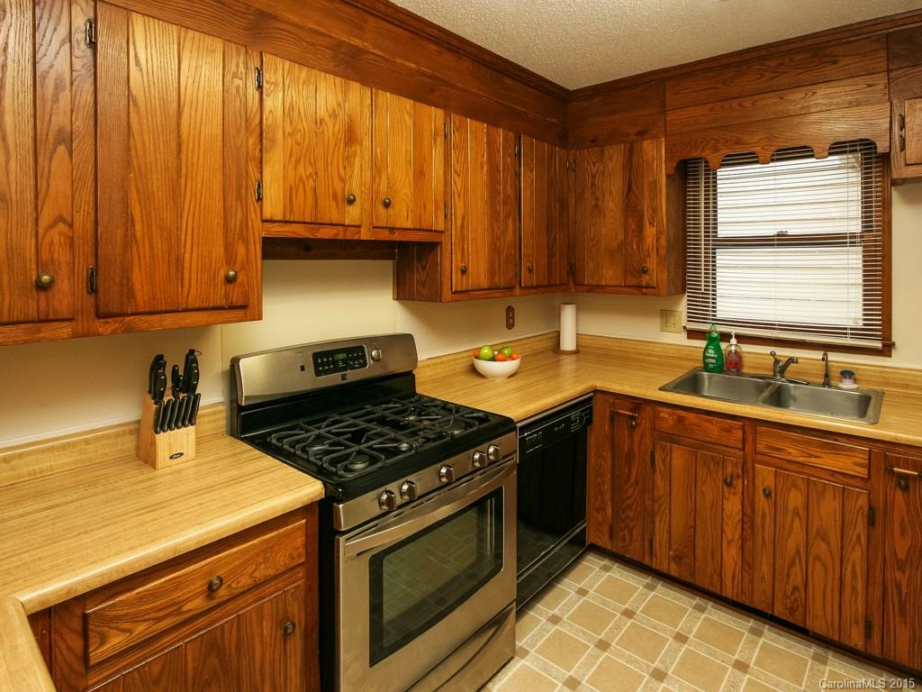 3086 Point Clear Drive Tega Cay, SC 29708 - Photo 9 of 23