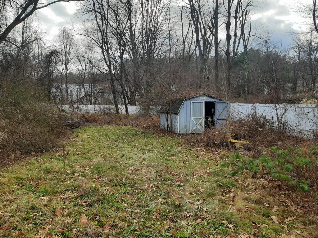 52 Stagecoach Road Amherst, MA 01002 - Photo 5 of 5