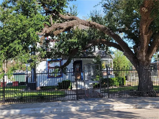 $320,000 | 1335 Horridge Street, Vinton, LA 70668