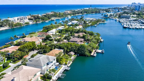 $6,800,000 | 3129 Northeast 31st Avenue, Lighthouse Point, FL 33064