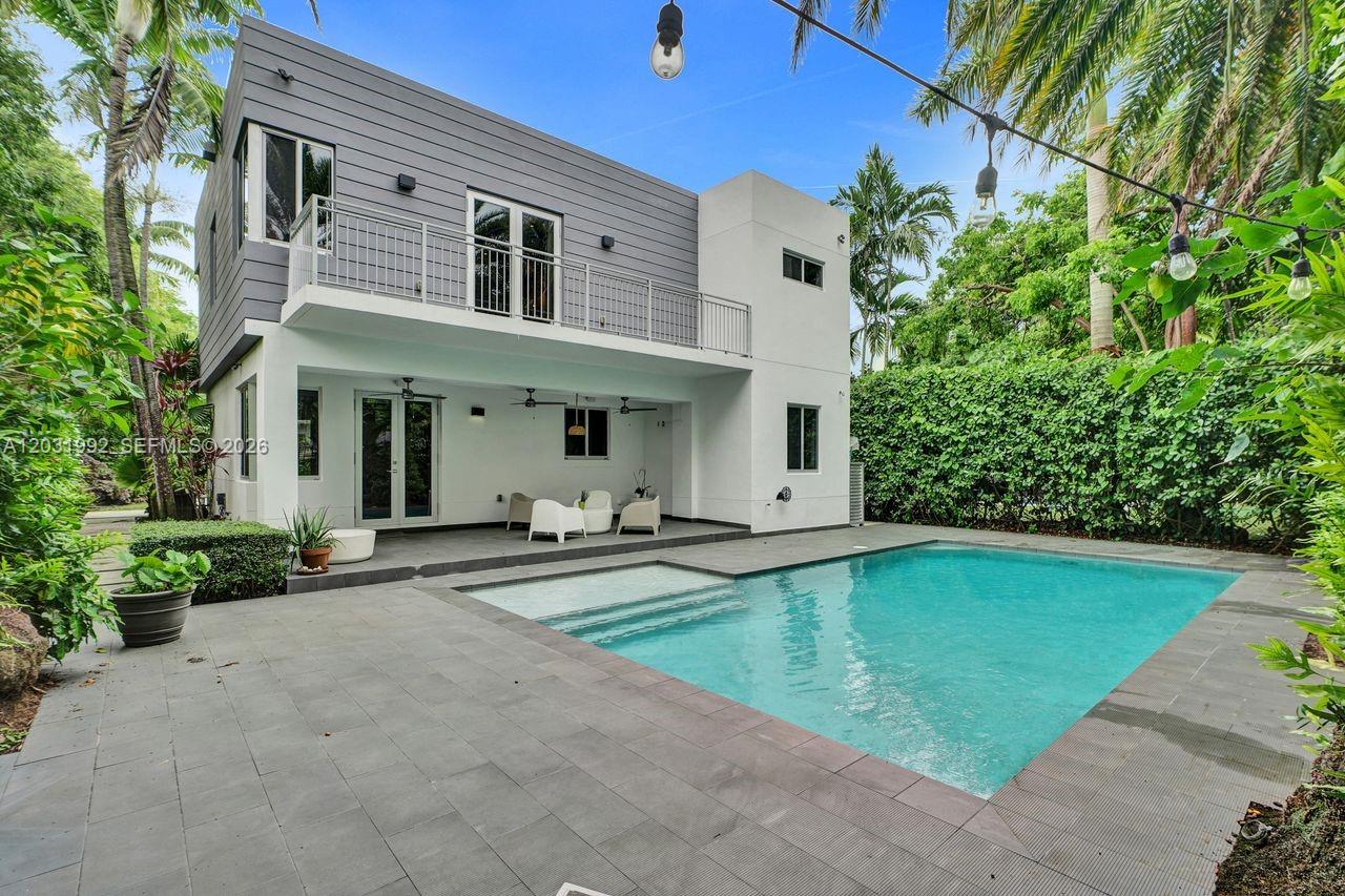 6340 Southwest 80th Street Miami, FL 33143 - Photo 2 of 28