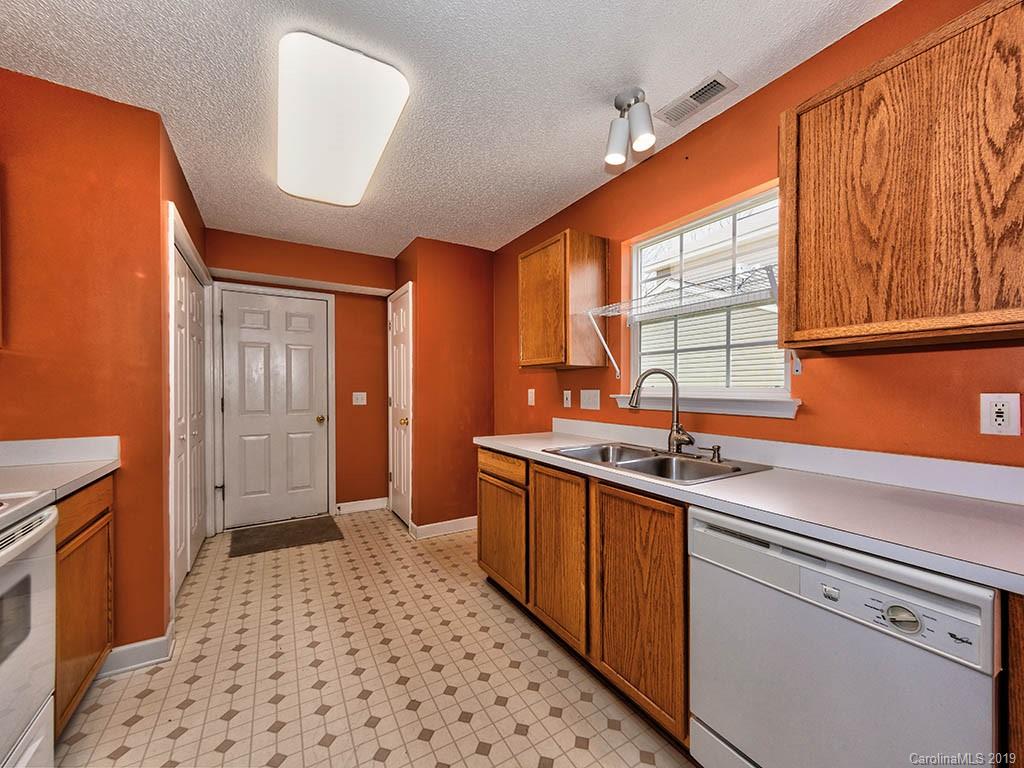1224 Winding Path Road Clover, SC 29710 - Photo 12 of 31 Gallery Image 12