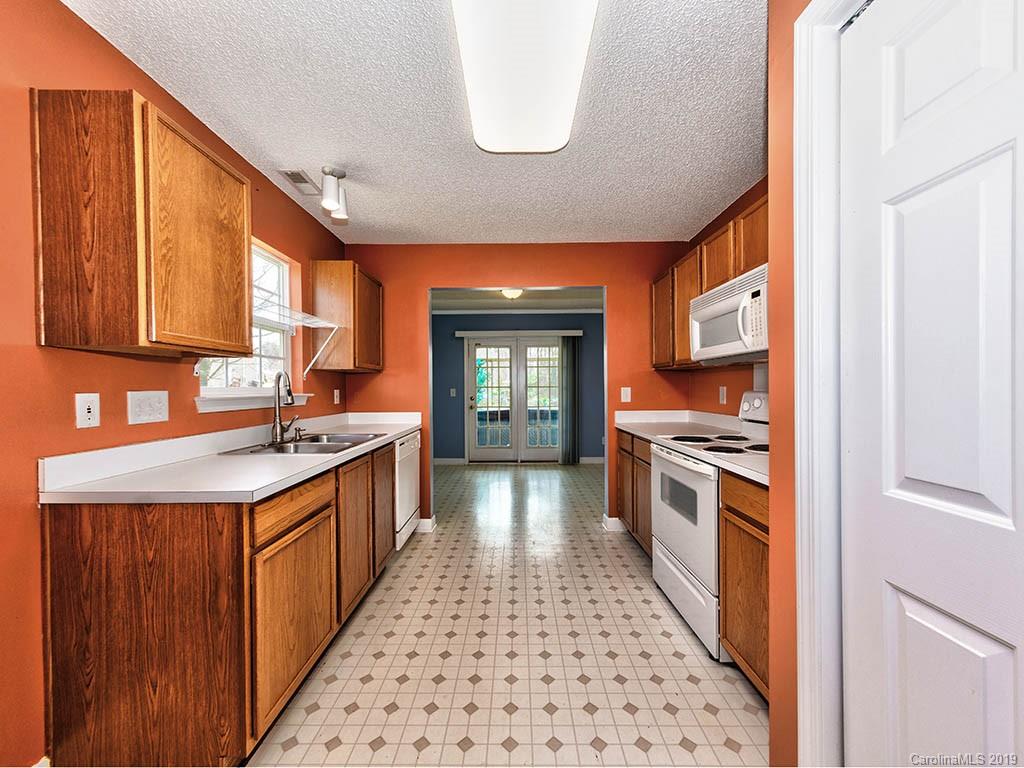 1224 Winding Path Road Clover, SC 29710 - Photo 15 of 31 Gallery Image 15