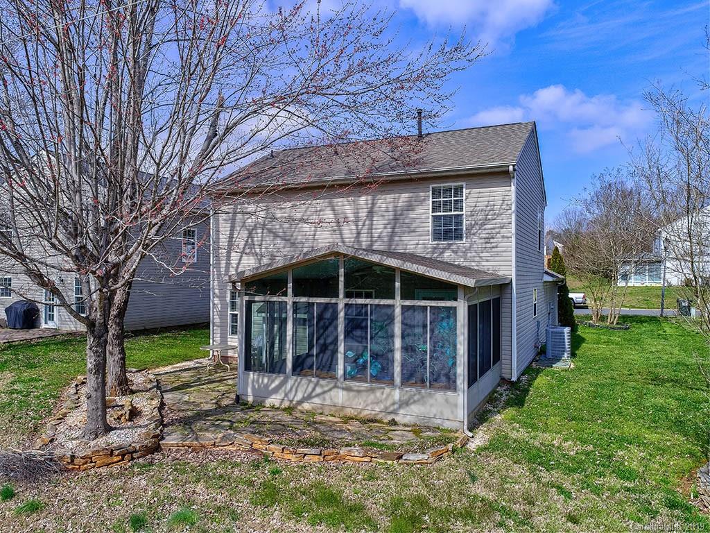 1224 Winding Path Road Clover, SC 29710 - Photo 3 of 31 Gallery Image 3