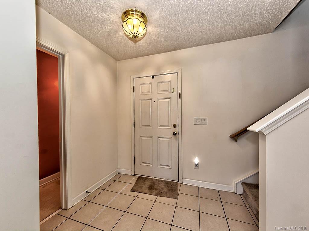 1224 Winding Path Road Clover, SC 29710 - Photo 5 of 31 Gallery Image 5