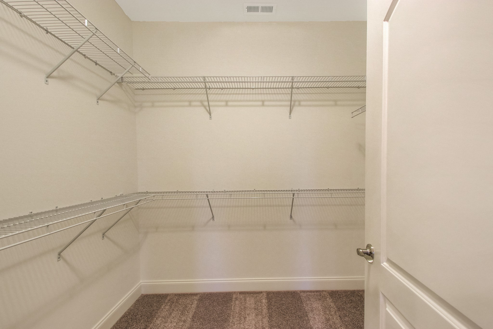 334 Buckner Cir Mount Mount Juliet, TN 37122 - Photo 23 of 40 a view of a room with racks on the wall