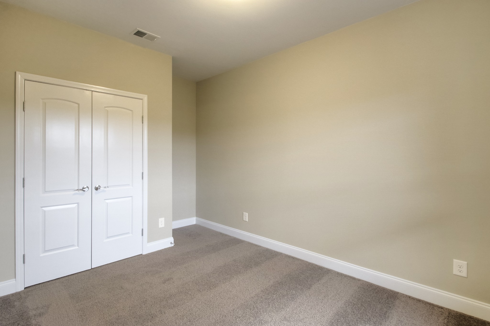 334 Buckner Cir Mount Mount Juliet, TN 37122 - Photo 24 of 40 a view of an empty room