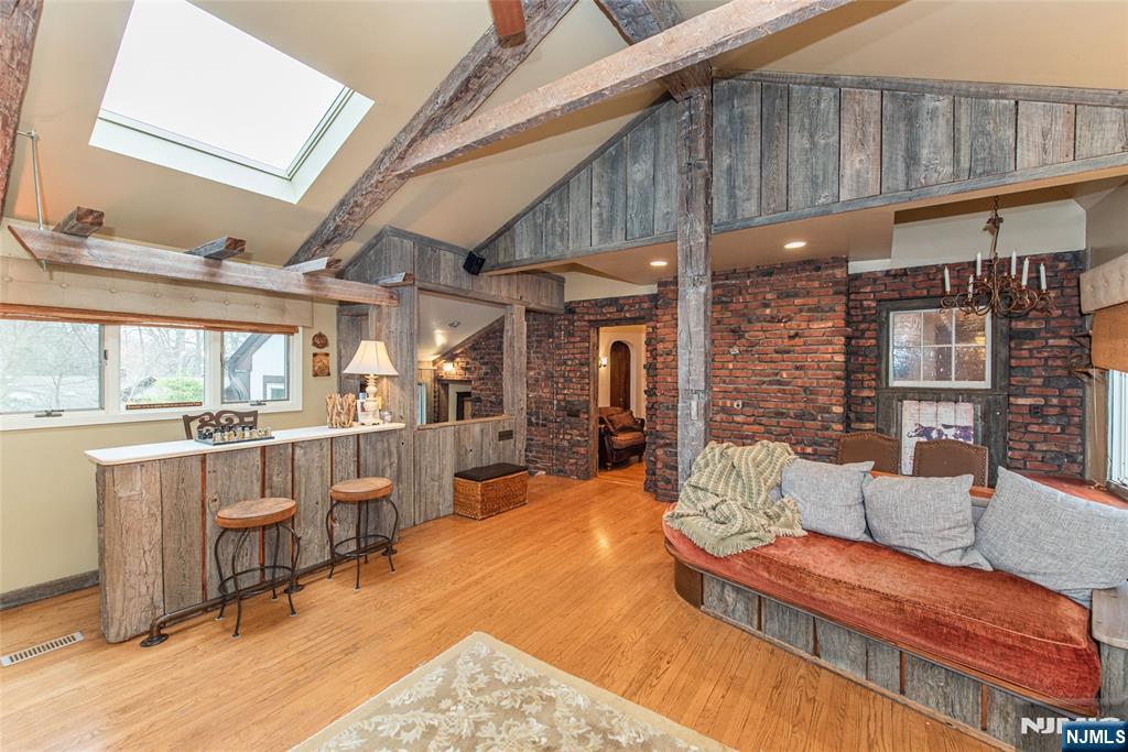 10 Cleveland Road Caldwell, NJ 07006 - Photo 6 of 35