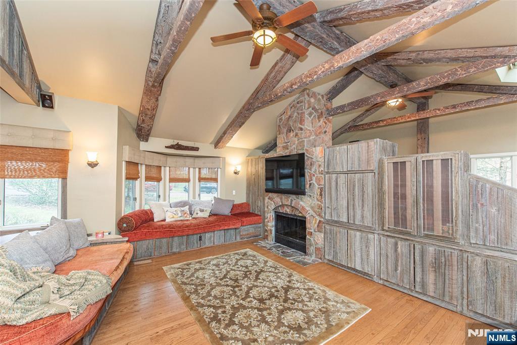 10 Cleveland Road Caldwell, NJ 07006 - Photo 7 of 35