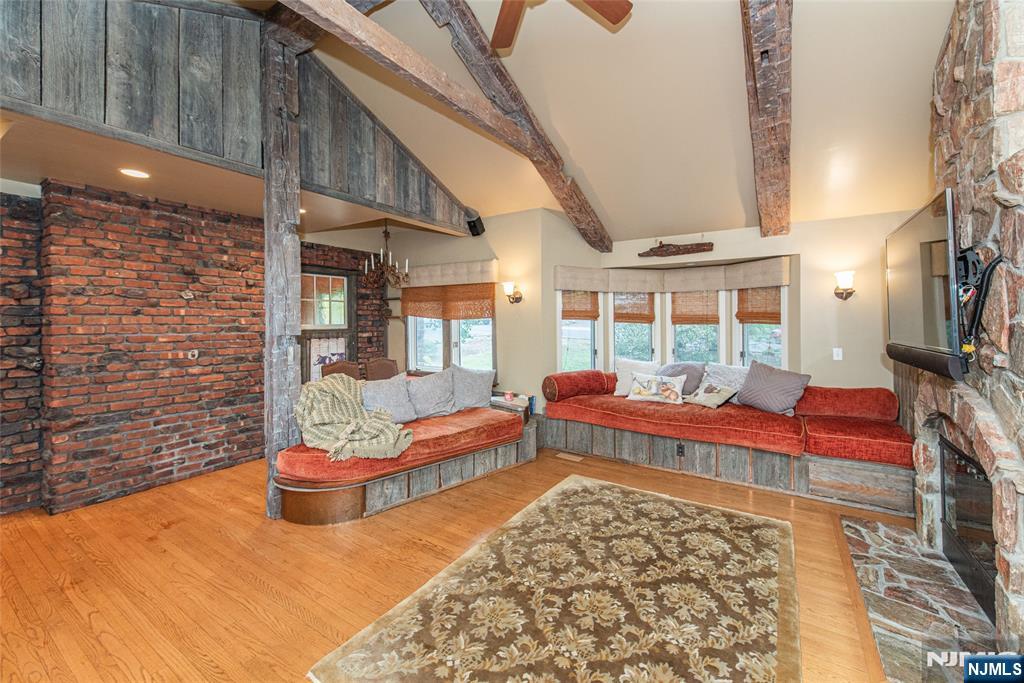 10 Cleveland Road Caldwell, NJ 07006 - Photo 8 of 35