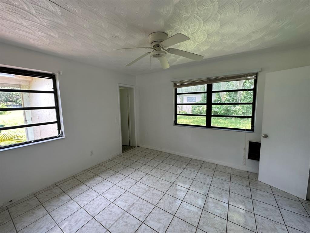 101-111 Northeast 148th Street, Unit 111 Miami, FL 33161 - Photo 4 of 11