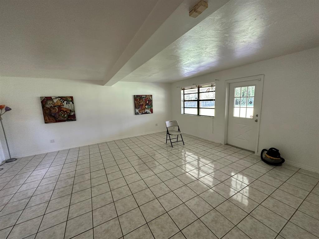 101-111 Northeast 148th Street, Unit 111 Miami, FL 33161 - Photo 7 of 11