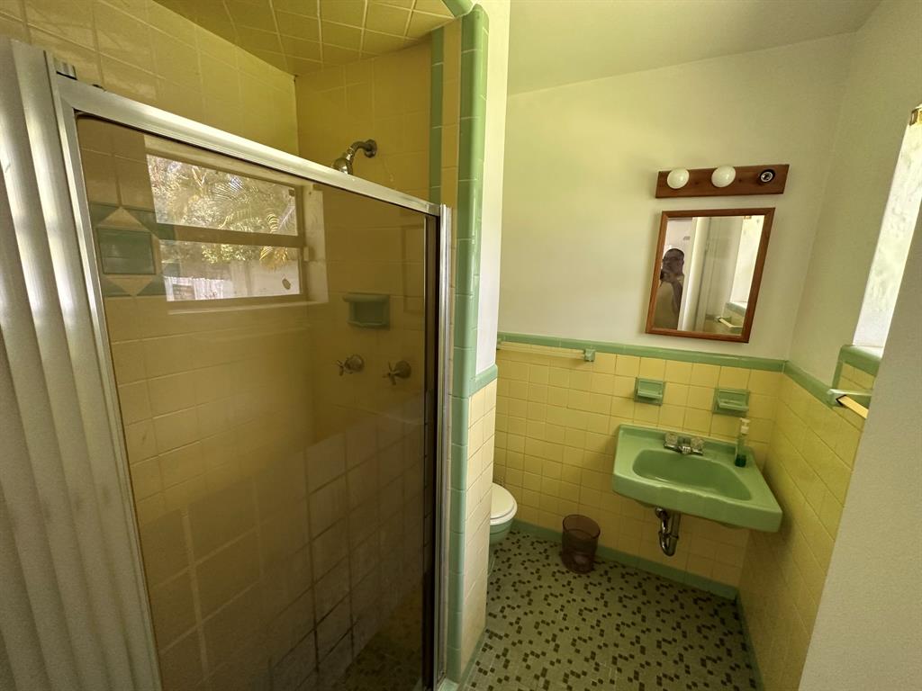 101-111 Northeast 148th Street, Unit 111 Miami, FL 33161 - Photo 9 of 11