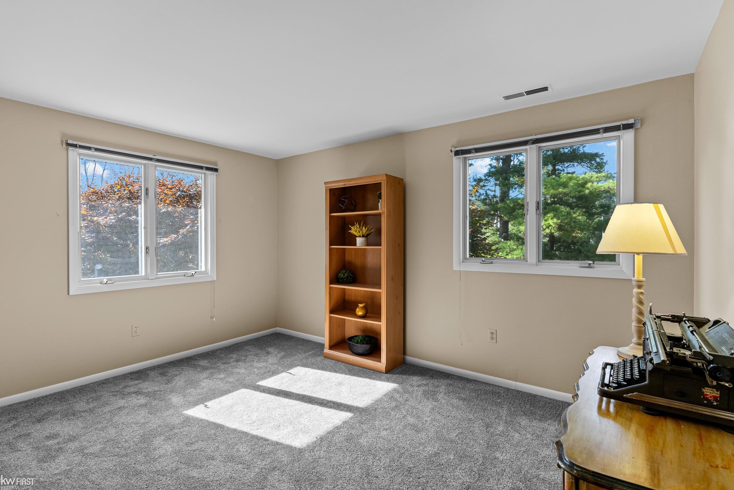 1061 Rose Center Road Fenton, MI 48430 - Photo 24 of 66