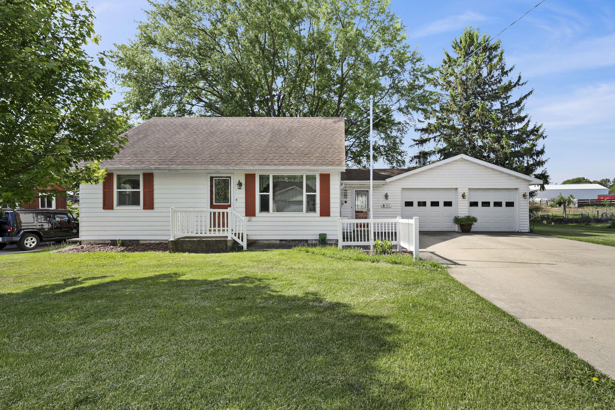 117 West Street Dane, WI 53529 - Photo 1 of 37