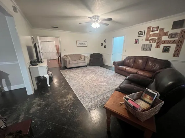 $334,000 | 10715 Northwest Judy Drive, Bristol, FL 32321