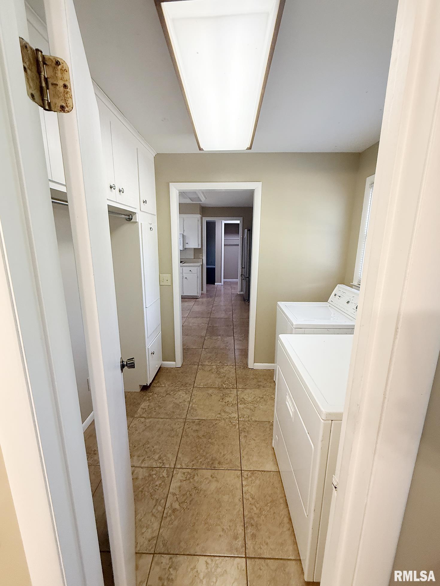 6828 North Bobolink Road Peoria, IL 61614 - Photo 18 of 31