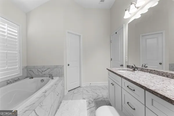 $415,000 | 557 Lago Court, LaGrange, GA 30241