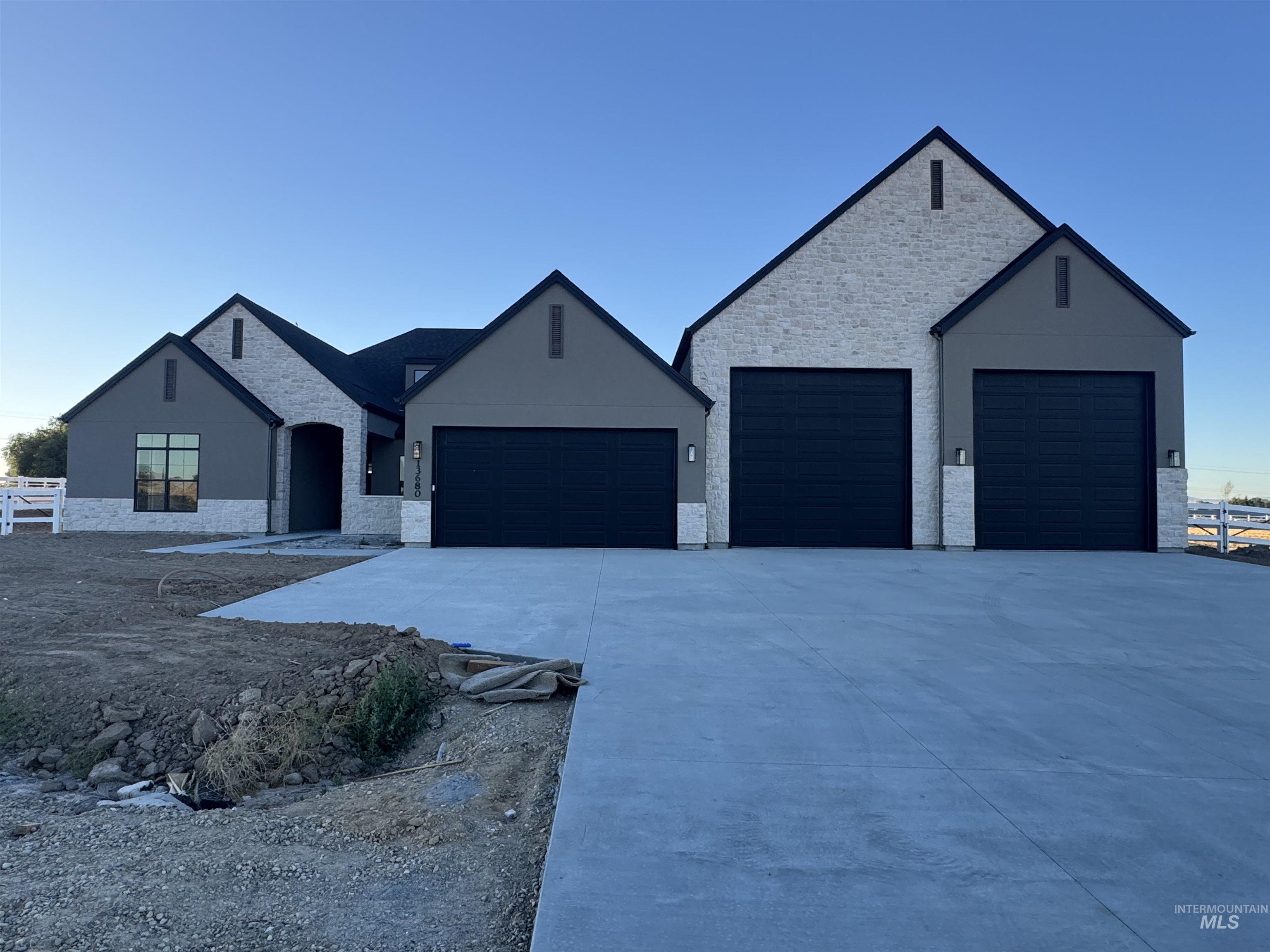 13680 Rural Rdg Street Caldwell, ID 83607 - Photo 1 of 16