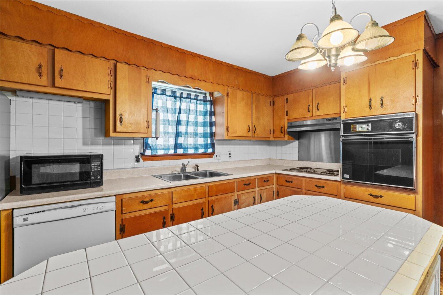 5504 Cassandra Smith Road Hixson, TN 37343 - Photo 17 of 43 17