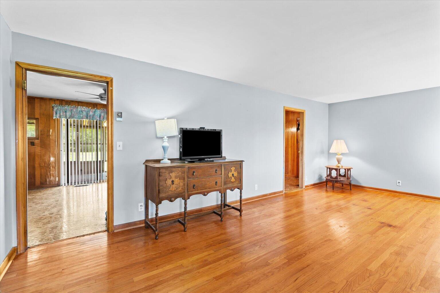 5504 Cassandra Smith Road Hixson, TN 37343 - Photo 10 of 43 10