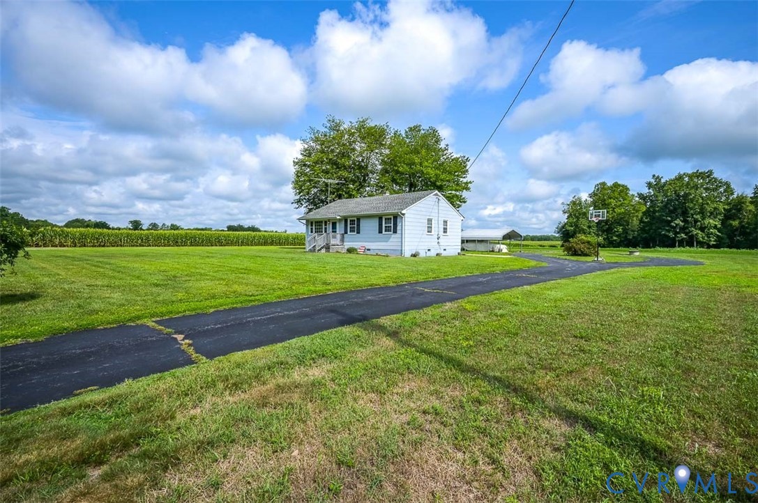 581 Smokey Road Aylett, VA 23009 - Photo 4 of 28